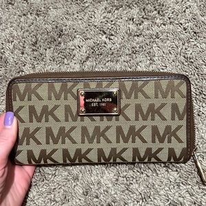 Michael Kors wallet